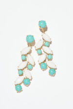 Stud earrings - CROISETTE - Image 3