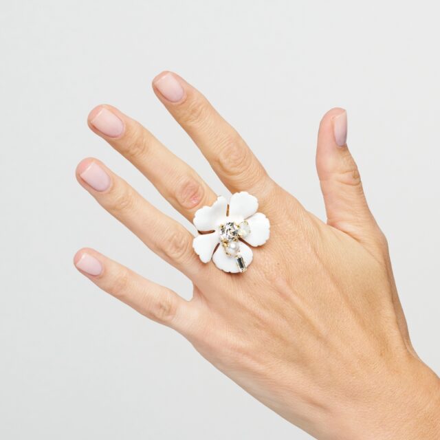 BAGUE GM FLEURS ISCHIA BLANC