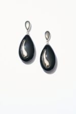 BO CLOU PENDENTIF WAVES AGT NOIR