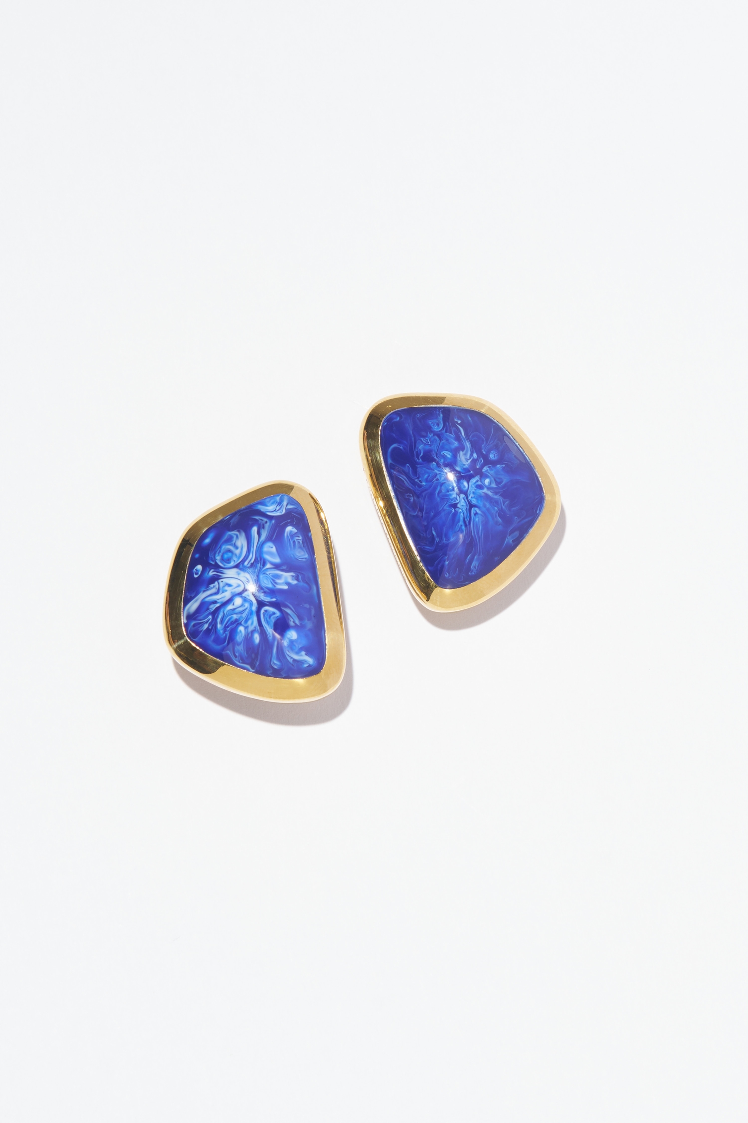 RIV10-BLEU-1 BOUCLES D'OREILLES CLOUS BLEU