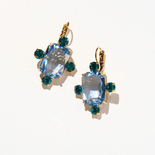 BOUCLES D’OREILLES DORMEUSES BLEU