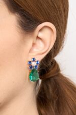 BOUCLES D’OREILLES PERCÉES BLEU