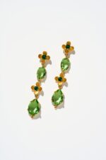 BOUCLES D’OREILLES PERCÉES VERT