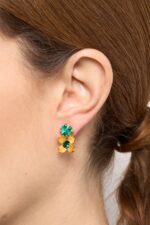 BOUCLES D’OREILLES PERCÉES VERT