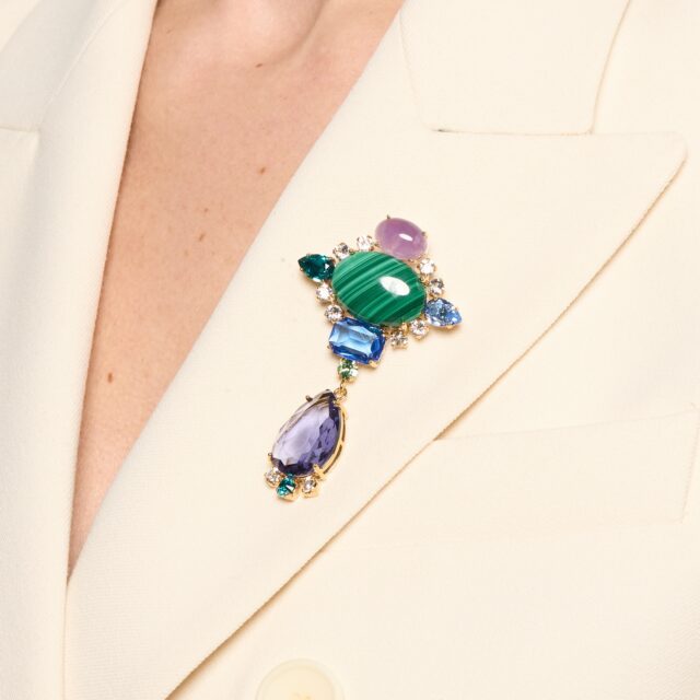 BROCHE CASTIGLIONE .
