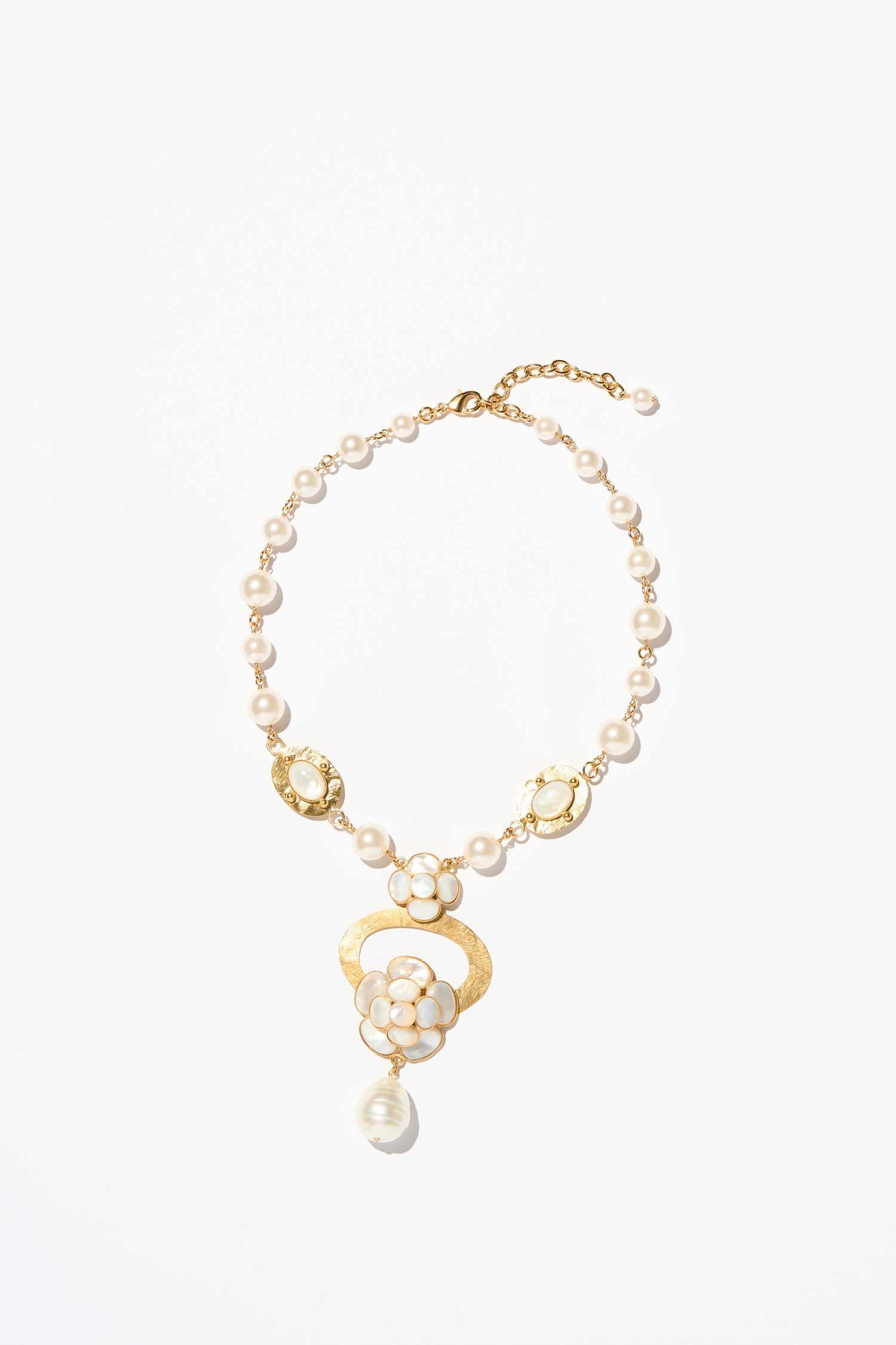 CABY20-.-1 COLLIER CAMELIA BYZANCE .