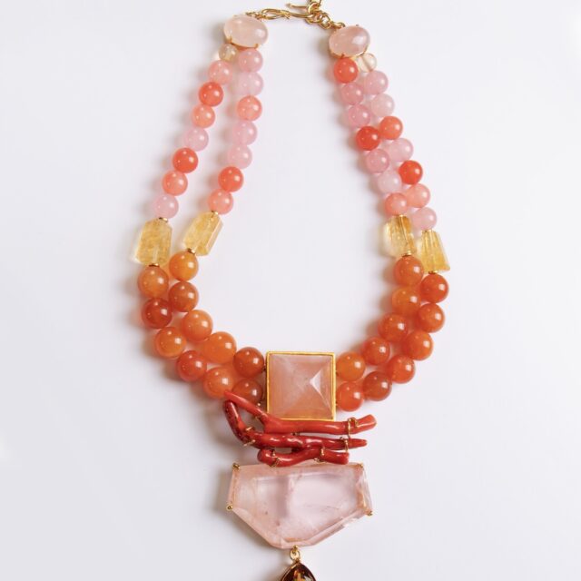 COLLIER CORAIL QUARTZ ROSE .