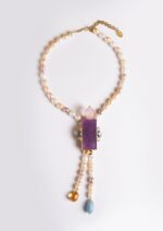 COLLIER CRAVATE JADE MAUVE .