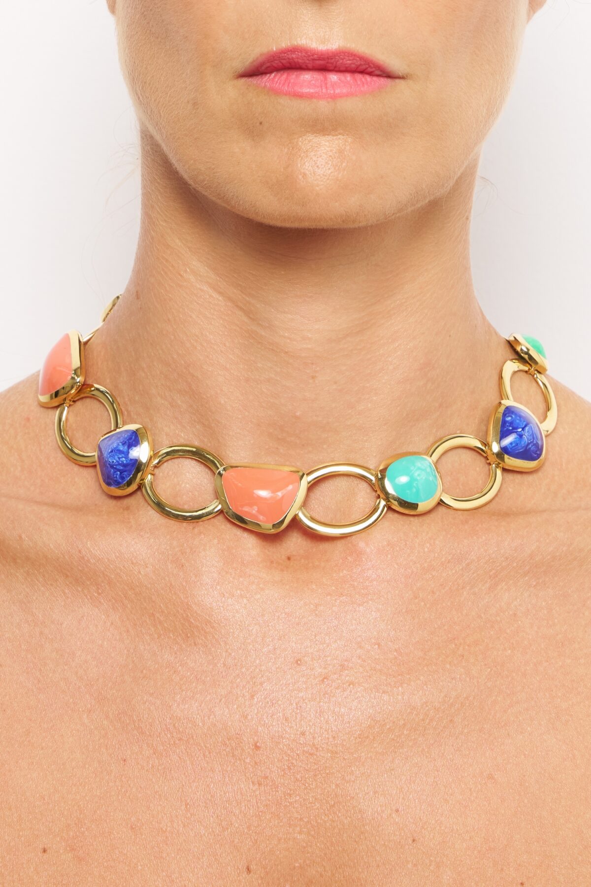 COLLIER RIVIERA .