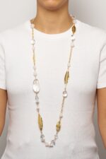 COLLIER SAUTOIR OLYMPE .