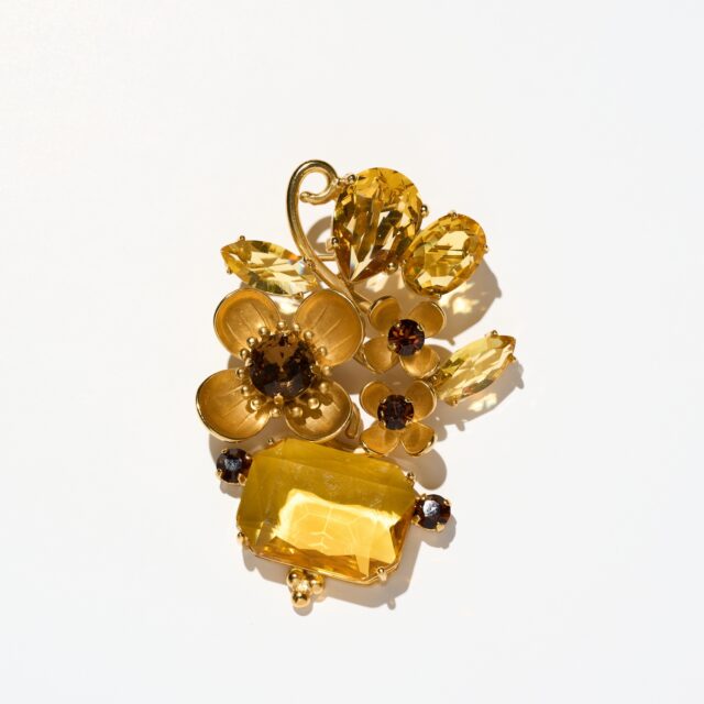 GRANDE BROCHE EUGENIE SMOKEY