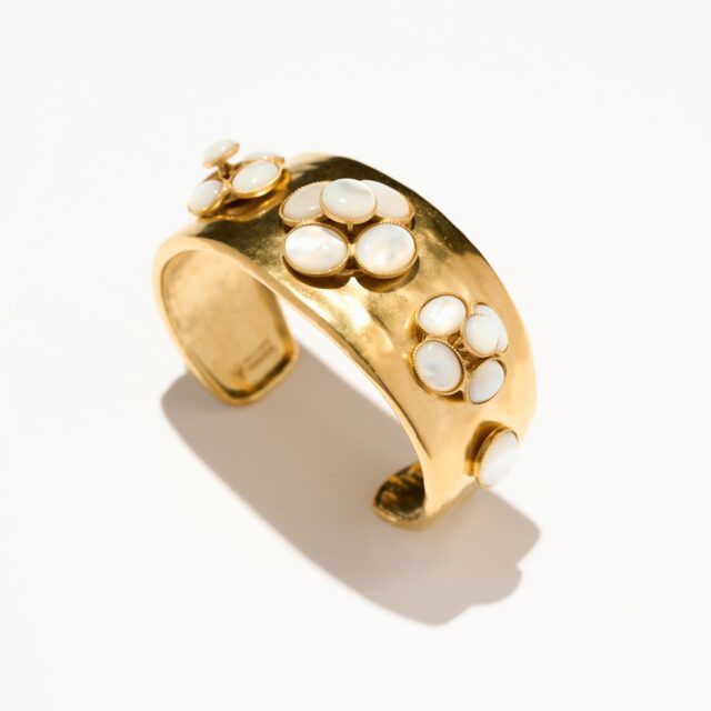 MANCHETTE CAMELIA BYZANCE .